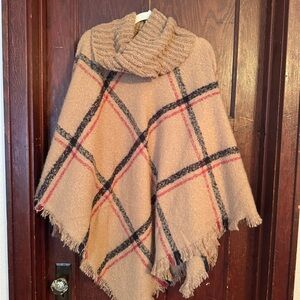 NWT MarleyLilly Cozy Tan Plaid Poncho